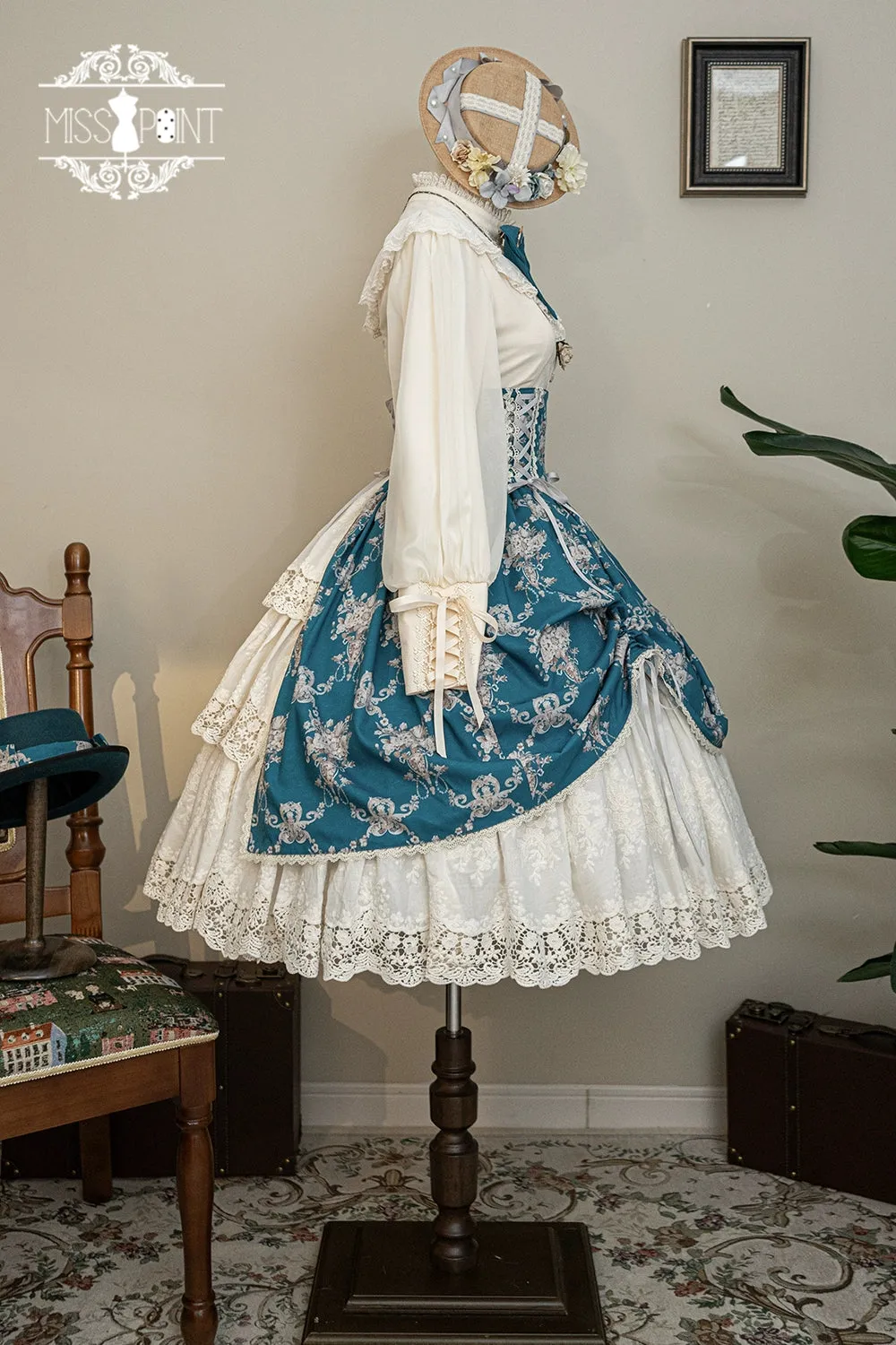 (BFM)Miss Point~Customized Vintage Lolita Skirt Elegant Pullover Fishbone SK
