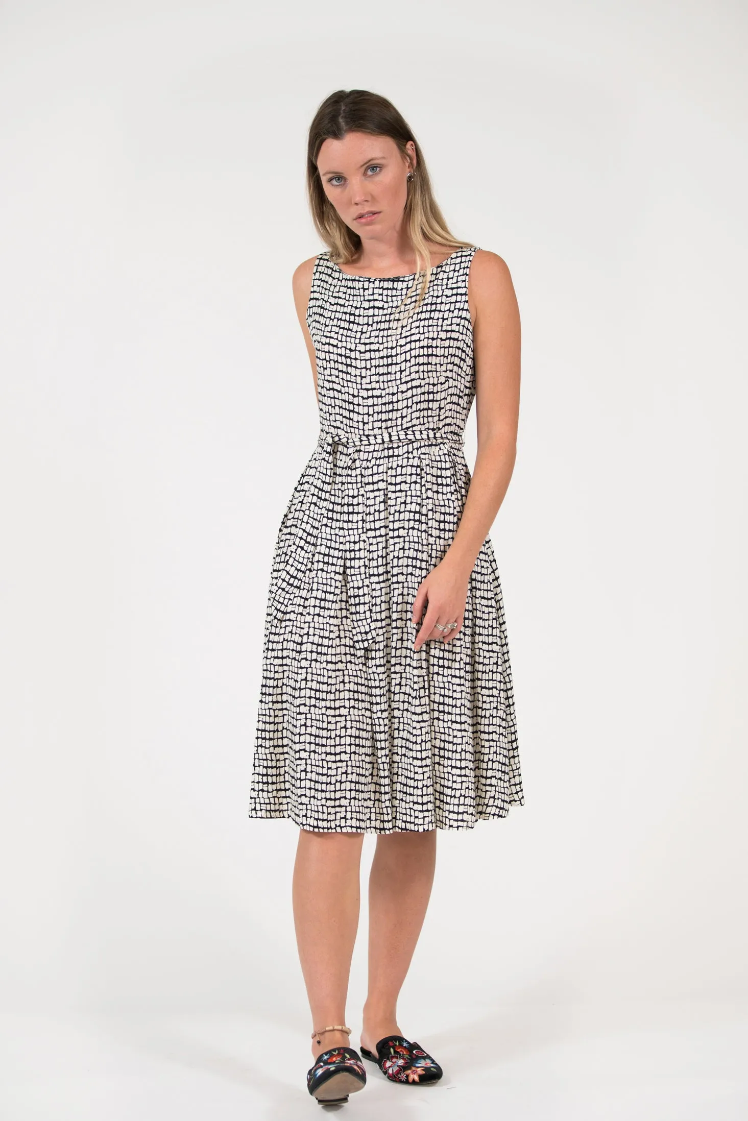 Isabella Dress - White Rectangle