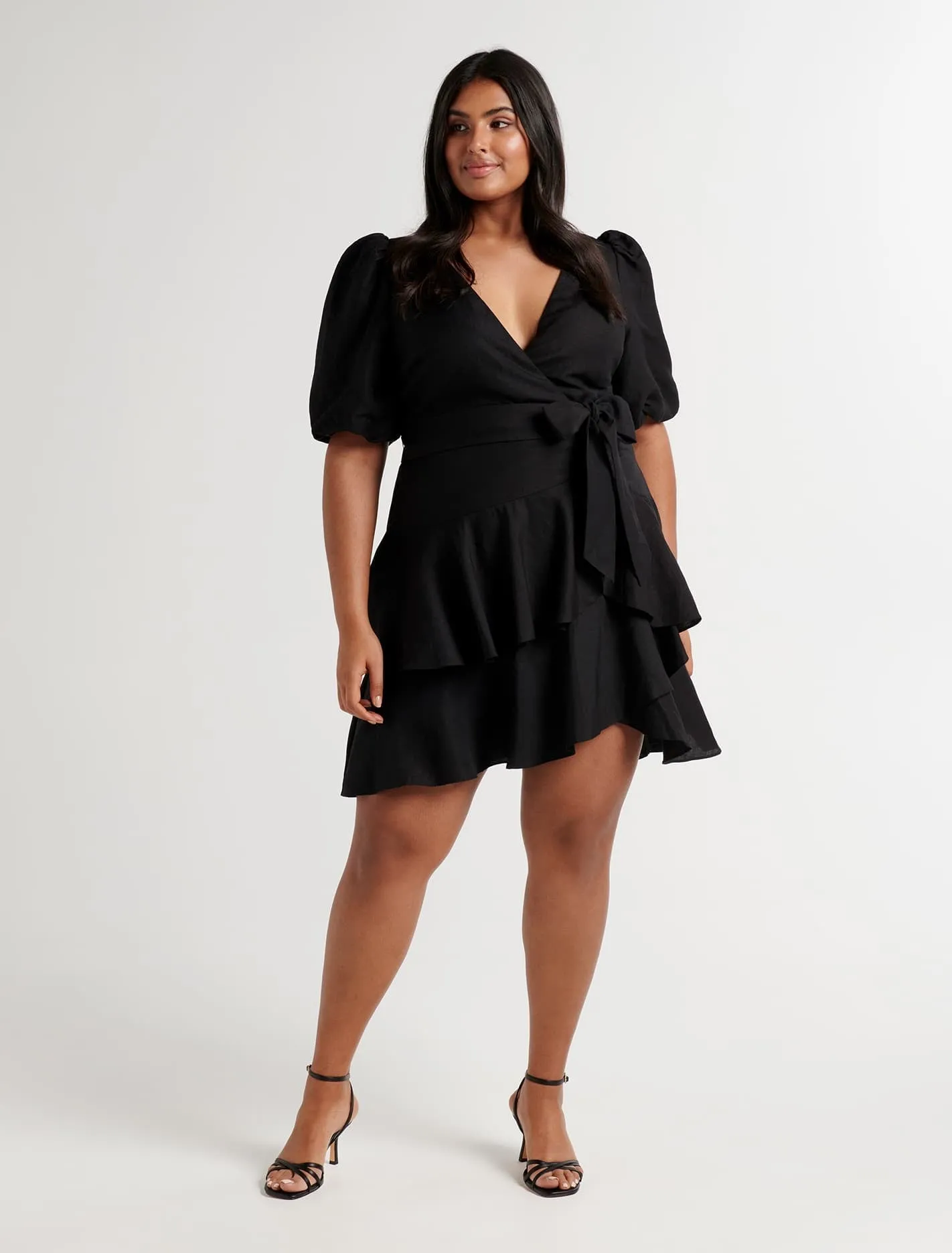 Monica Curve Tiered Linen Mini