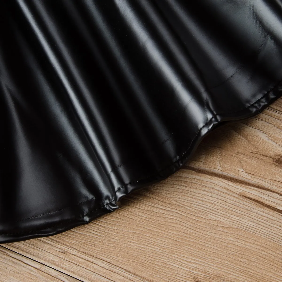 Pleated Collar Plaid Long Sleeve Tops & Leather Skirt